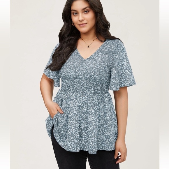 BloomChic Tops - BloomChic Plus Size 2XL Ditsy Floral Shirred Ruffle Sleeve Elastic Waist Blouse